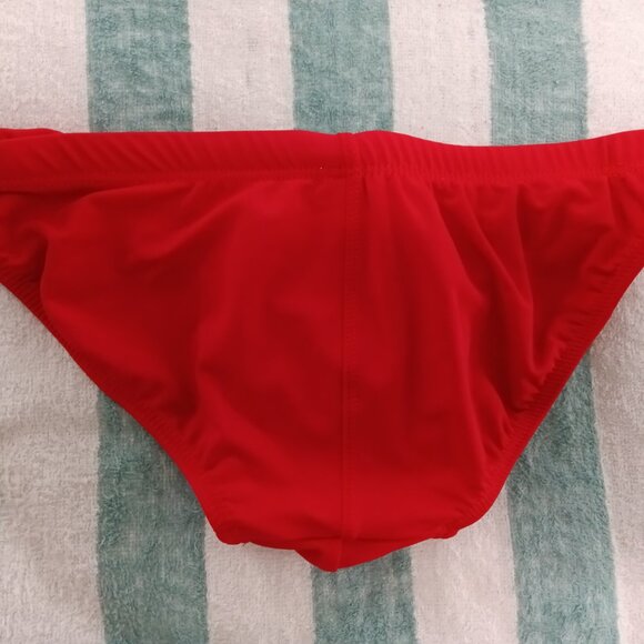 (*) ARIGREBEN RED SWIM BRIEF, 1" Sides, Size "M" (`32") - (Pre-Owned) - Picture 2 of 7